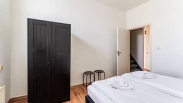 3 bedrooms, Internet