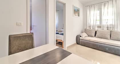 Holiday Home in Banjole near Beach