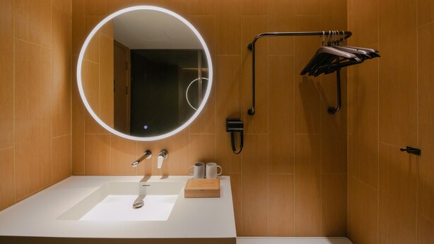 Unclassified image, 1 of 44, button - Ji Hotel (Beijing)