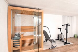 Sauna - Belvilla by OYO Villa in Torre di Ruggiero (Torre di Ruggiero)
