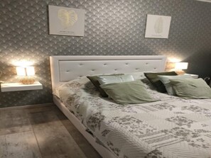 3 chambres, fer et planche à repasser, Wi-Fi