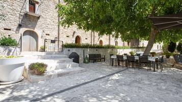 Restauration extérieure