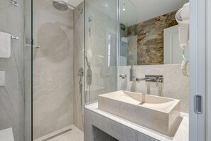 Deluxe Double Room | Frette Italian sheets, premium bedding, memory-foam beds, in-room safe - Stonemasons Heritage (Split)