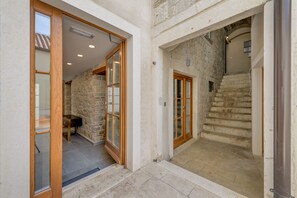 Property entrance - Stonemasons Heritage (Split)