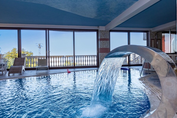 Piscina coberta i gandules