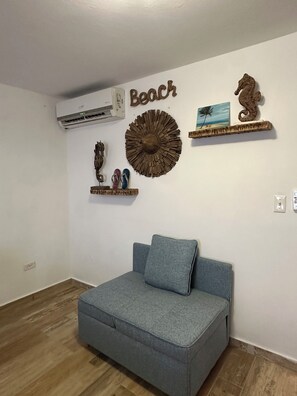 Interior - Casa Marlin. Central - (Culebra)