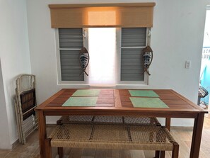 Dining - Casa Marlin. Central - (Culebra)