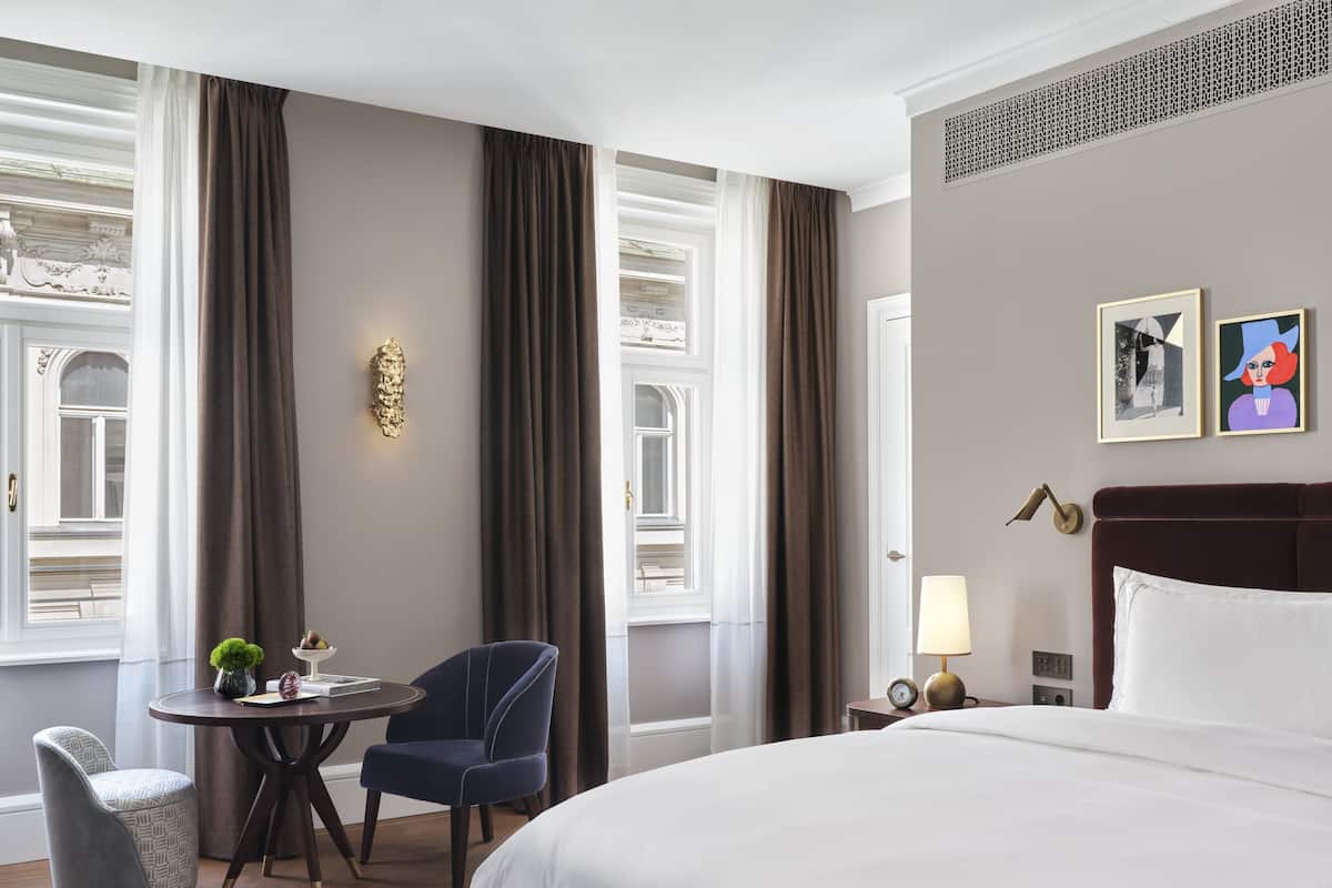 Premier kamer, 1 kingsize bed | 1 slaapkamer, hypoallergeen beddengoed, een minibar