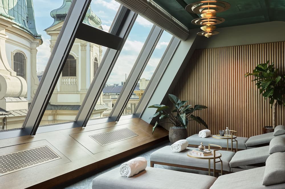 Rosewood Vienna