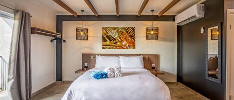 1 bedroom, in-room safe, iron/ironing board, WiFi