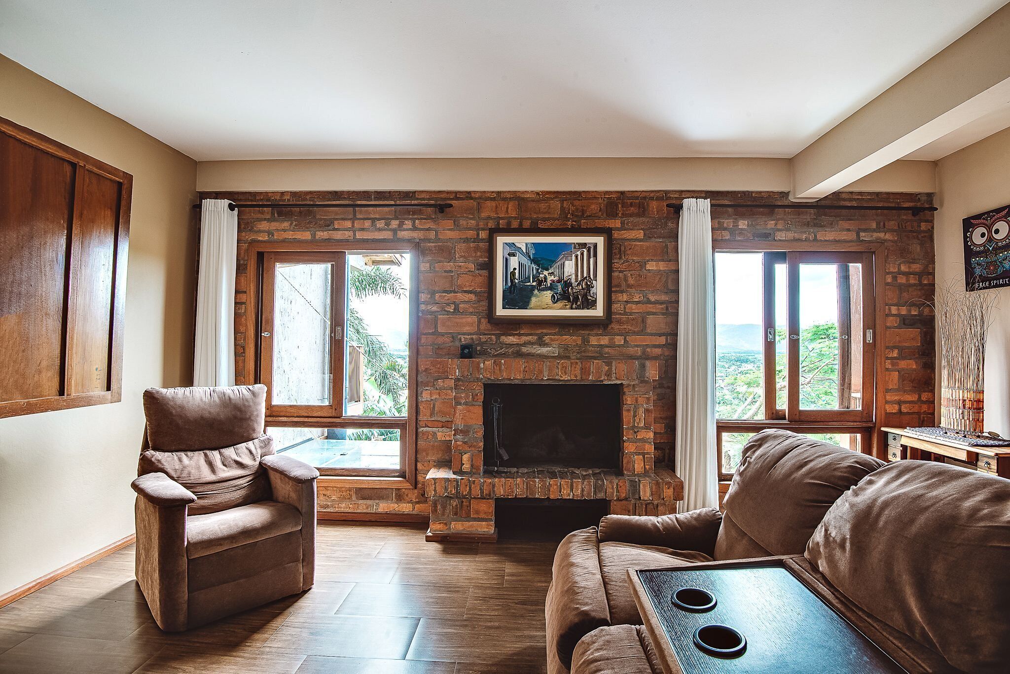 Premium Bungalow, Jetted Tub, Mountain View | Living area | 40-inch LED TV with cable channels, TV, Netflix