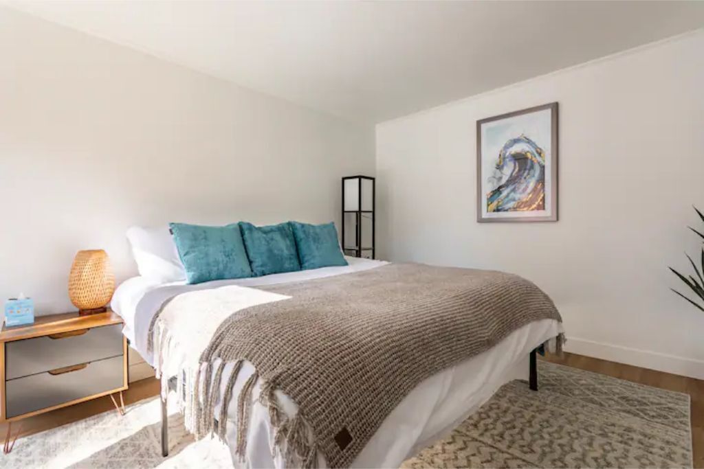 Bungalow Bliss 5 min. To Pasadena or walk to town