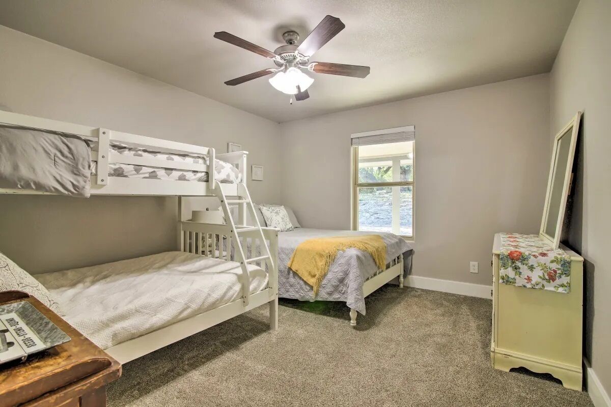 3 Schlafzimmer, Bügeleisen/Bügelbrett, WLAN, Bettwäsche