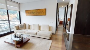 TV - APARTMENT EIGHT FLOOR A.97-811. (Bogotá)