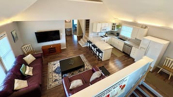 Smart TV, computer monitors