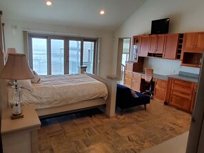 4 habitaciones, escritorio, tabla de planchar con plancha y wifi gratis