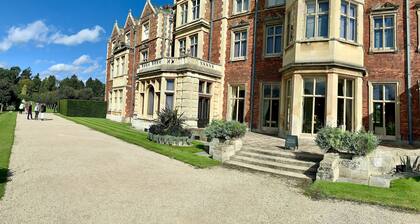 Pet-friendly Central Norfolk Broads Retreat