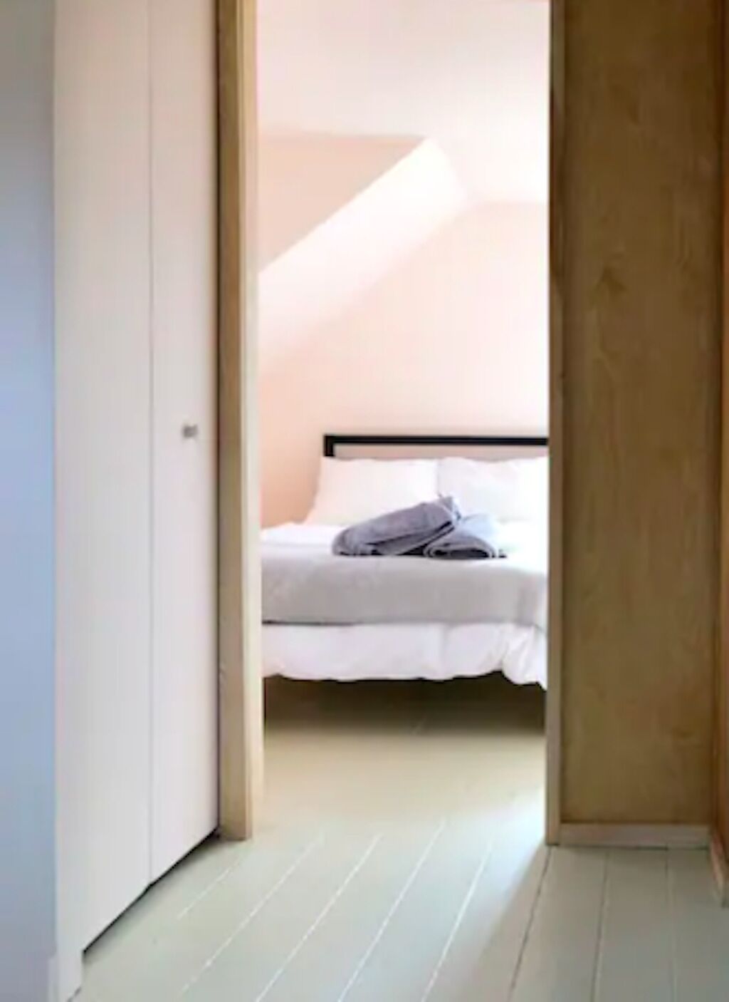 Modern Cottage 1 (The Lorca, Catskills) - 10 min to Belleayre, 25 min to Windham