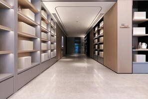 Interior - Ji Hotel (Shanghai)