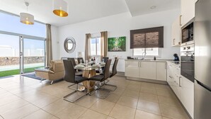 Private kitchen - Villa La Sombrera (Playa Blanca)