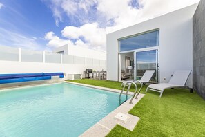 Beheizter Pool