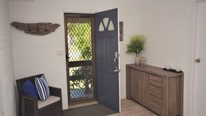 Interior - Riverwood - Beautiful destination, large home perfect for a family getaway! (Nambucca Heads)
