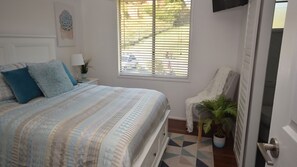 3 bedrooms, iron/ironing board, bed sheets