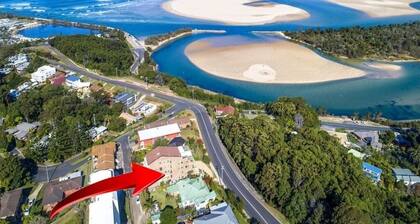 OCEAN RETREAT - your next holiday and appreciate the views and the style!
