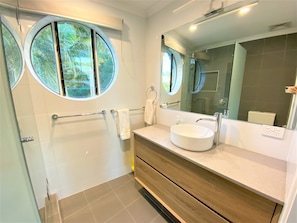 Bathtub, hair dryer, towels