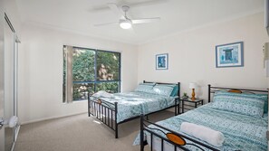 2 bedrooms, bed sheets