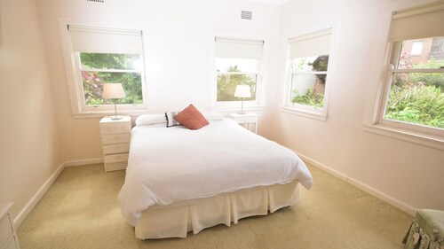 The Outlook - your next holiday destination, breathtaking water views!