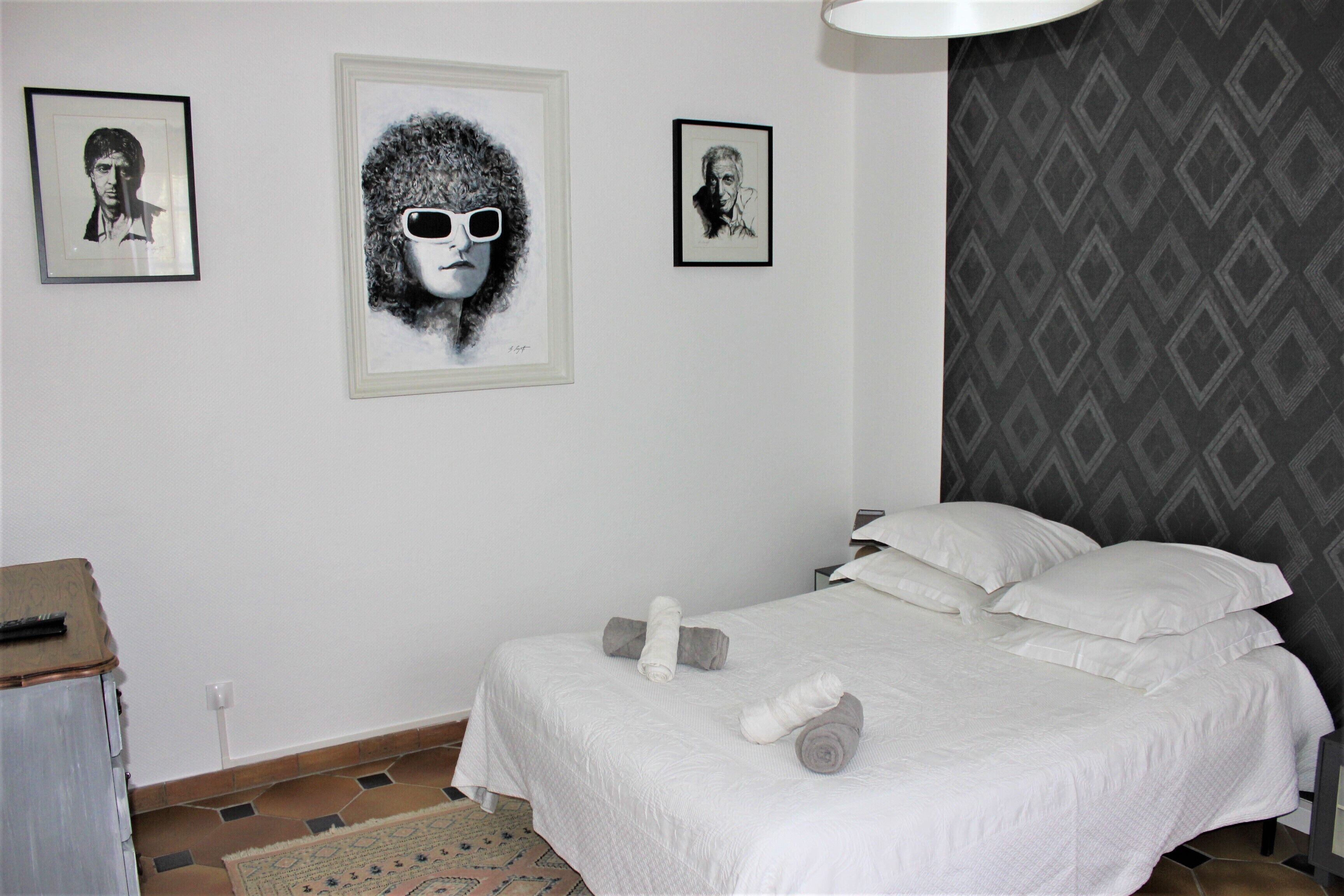 2 bedrooms, iron/ironing board, travel crib, free WiFi