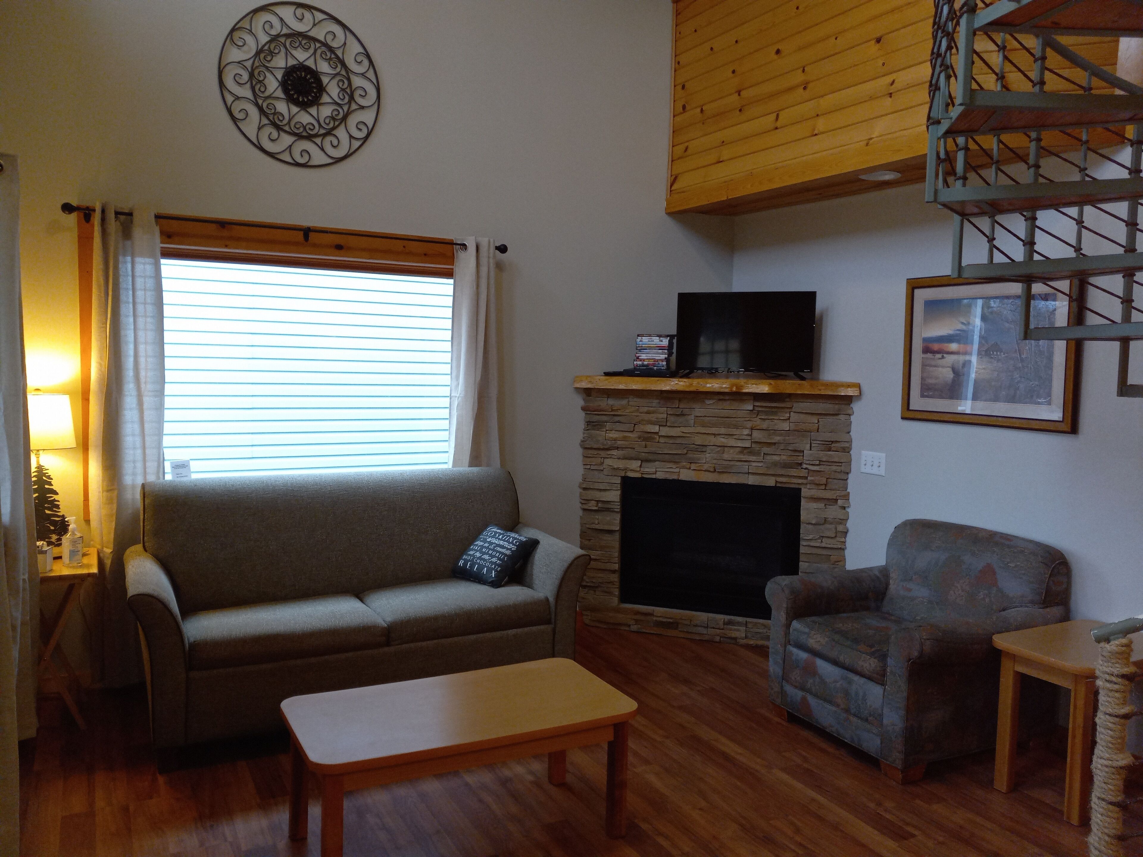 Badger Digs - A Lofted Condo on the Wisconsin River