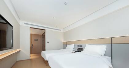 Ji Hotel