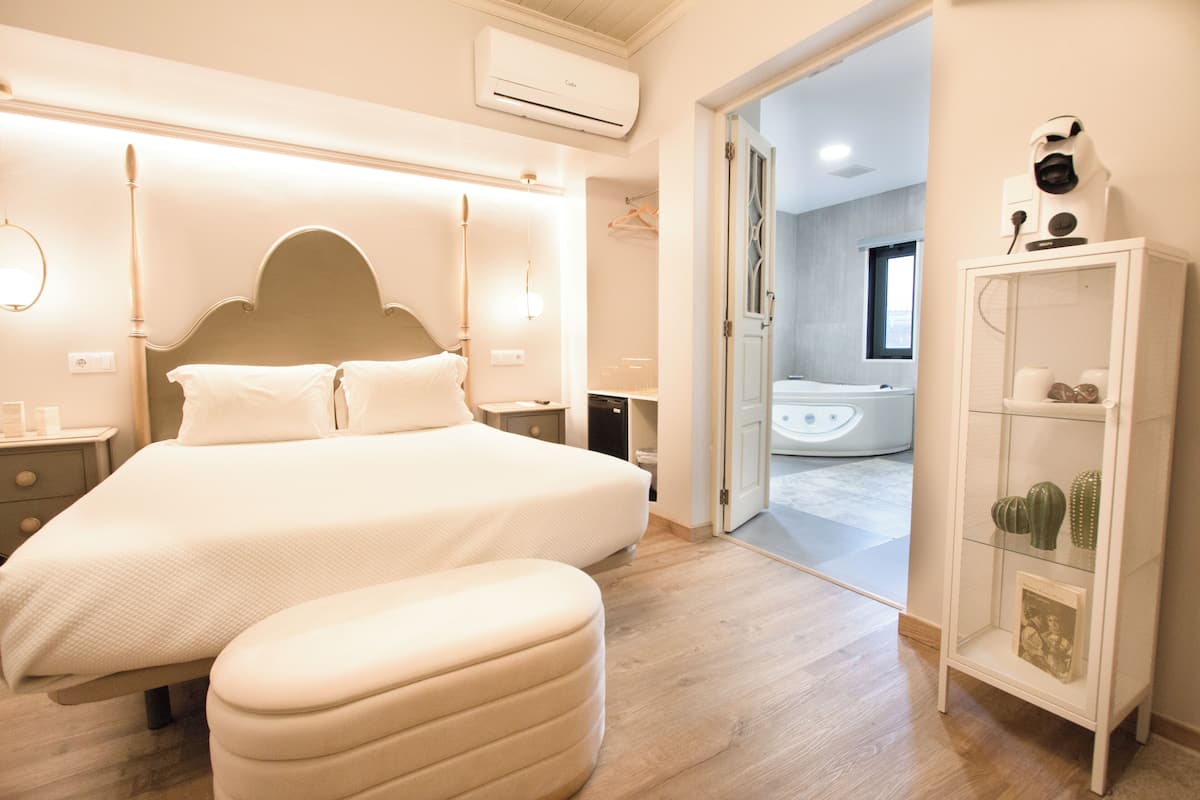Doppia Romantica | Minibar, postazione laptop, Wi-Fi gratuito, lenzuola