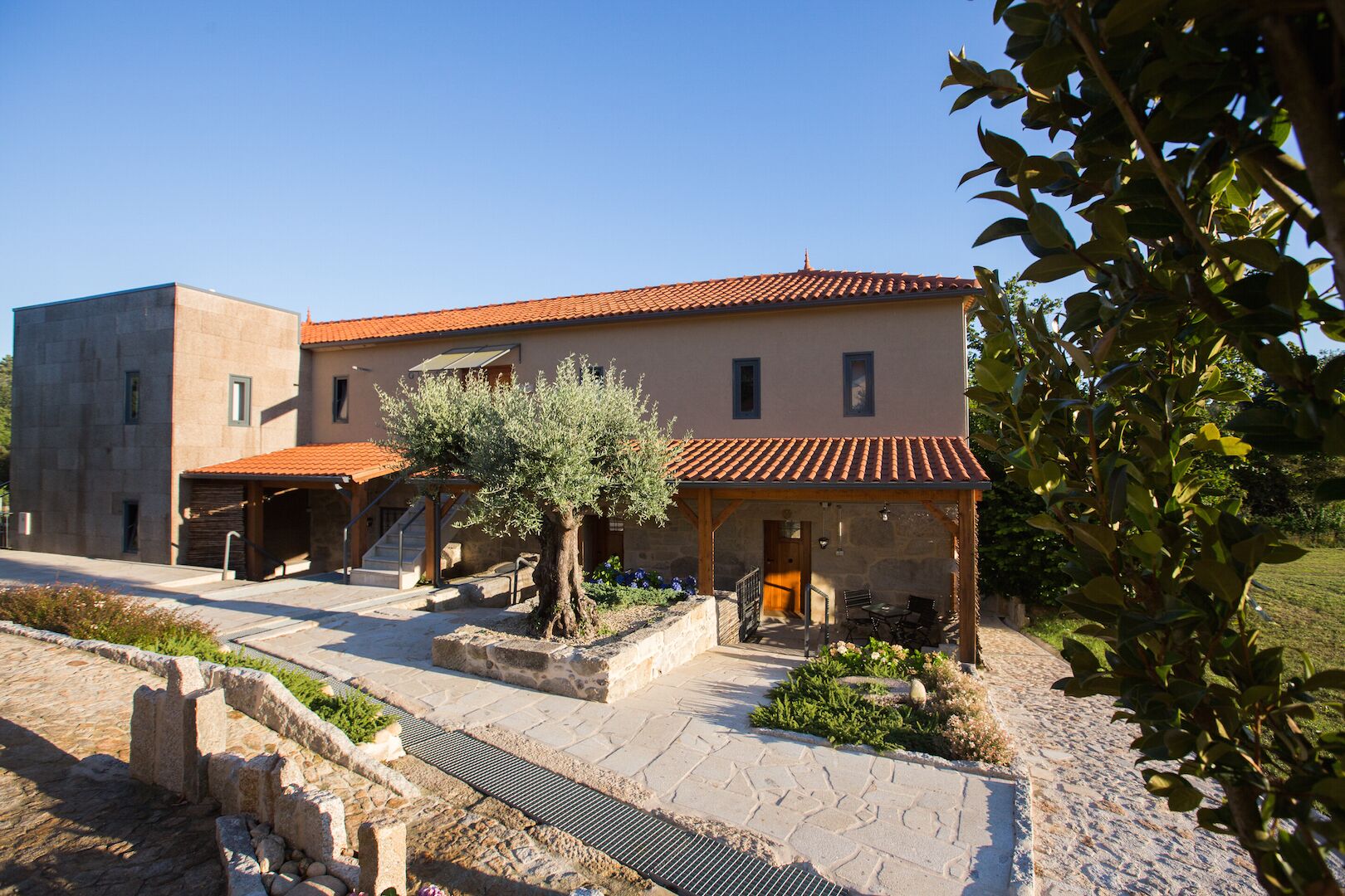 Πρόσοψη καταλύματος