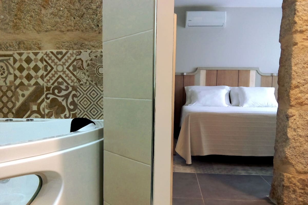 Doppia Exclusive | Minibar, postazione laptop, Wi-Fi gratuito, lenzuola