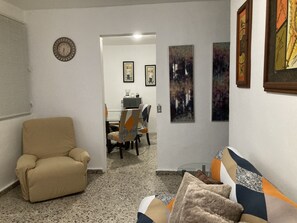 TV - The Little Blue House (Guayama)