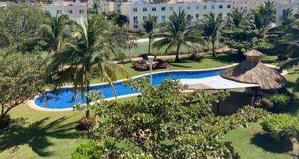 Depa Roof Garden/Jacuzzi 9 minutes from the beach! beautiful pool