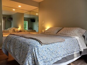 3 bedrooms, WiFi, bed sheets