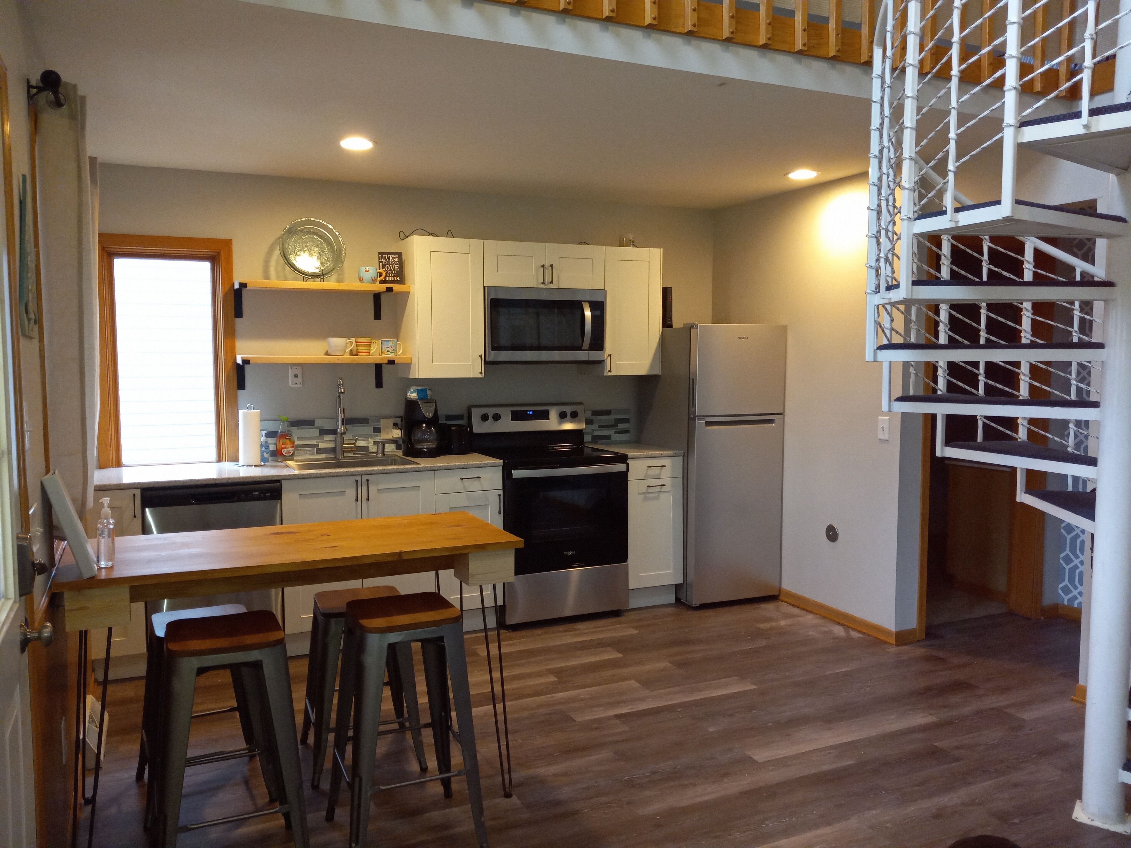 Fisher's Flop - A Lofted Condo on the Wisconsin River