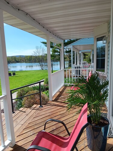 Fisher's Flop - A Lofted Condo on the Wisconsin River