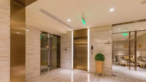Interior - Ji Hotel (Beijing)