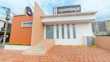 Entrada de la propiedad