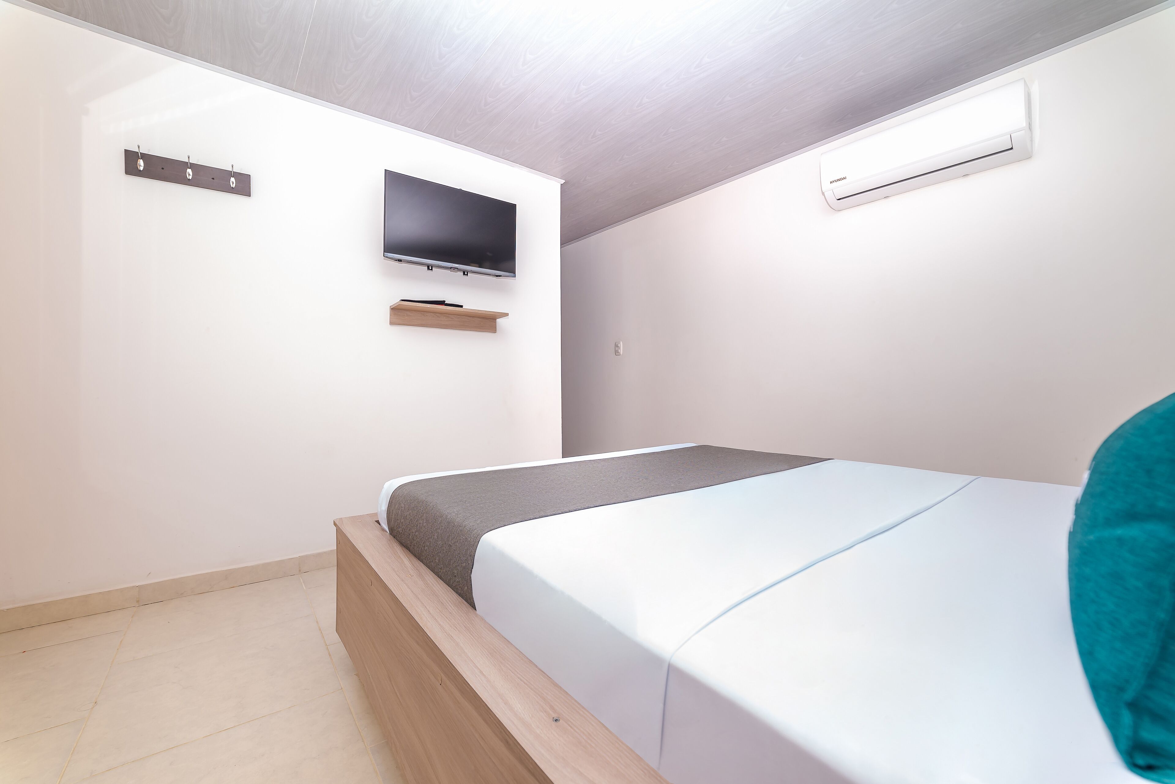 standard double room | 1 bedroom, hypo-allergenic bedding, free wifi, bed sheets