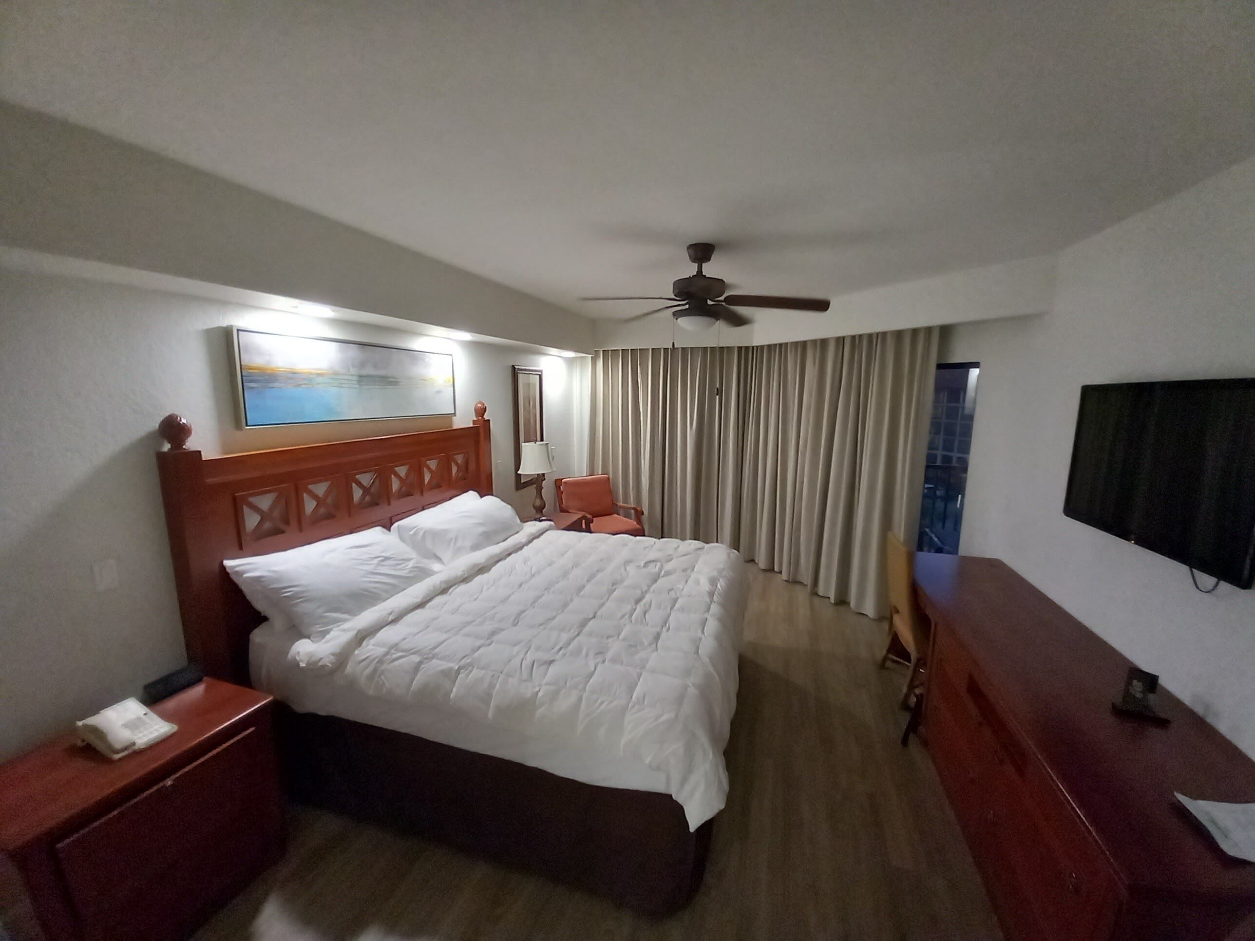 Excellent Location Close to Everything !!!!