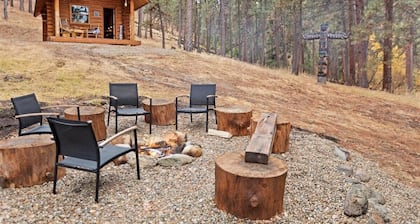 GLAMPING at it's best in 2025!! Visit our
Cabin at Montana Mountain Time Farms!