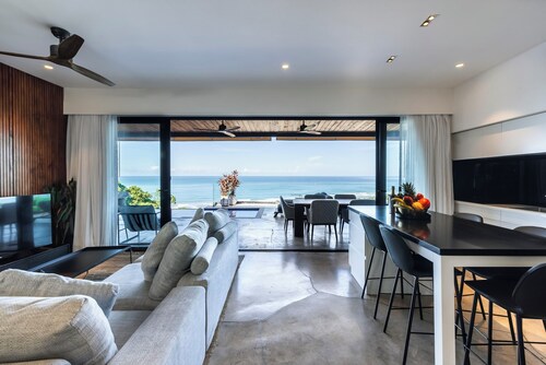Panoramic Ocean View Casa Anna with infinity Pool