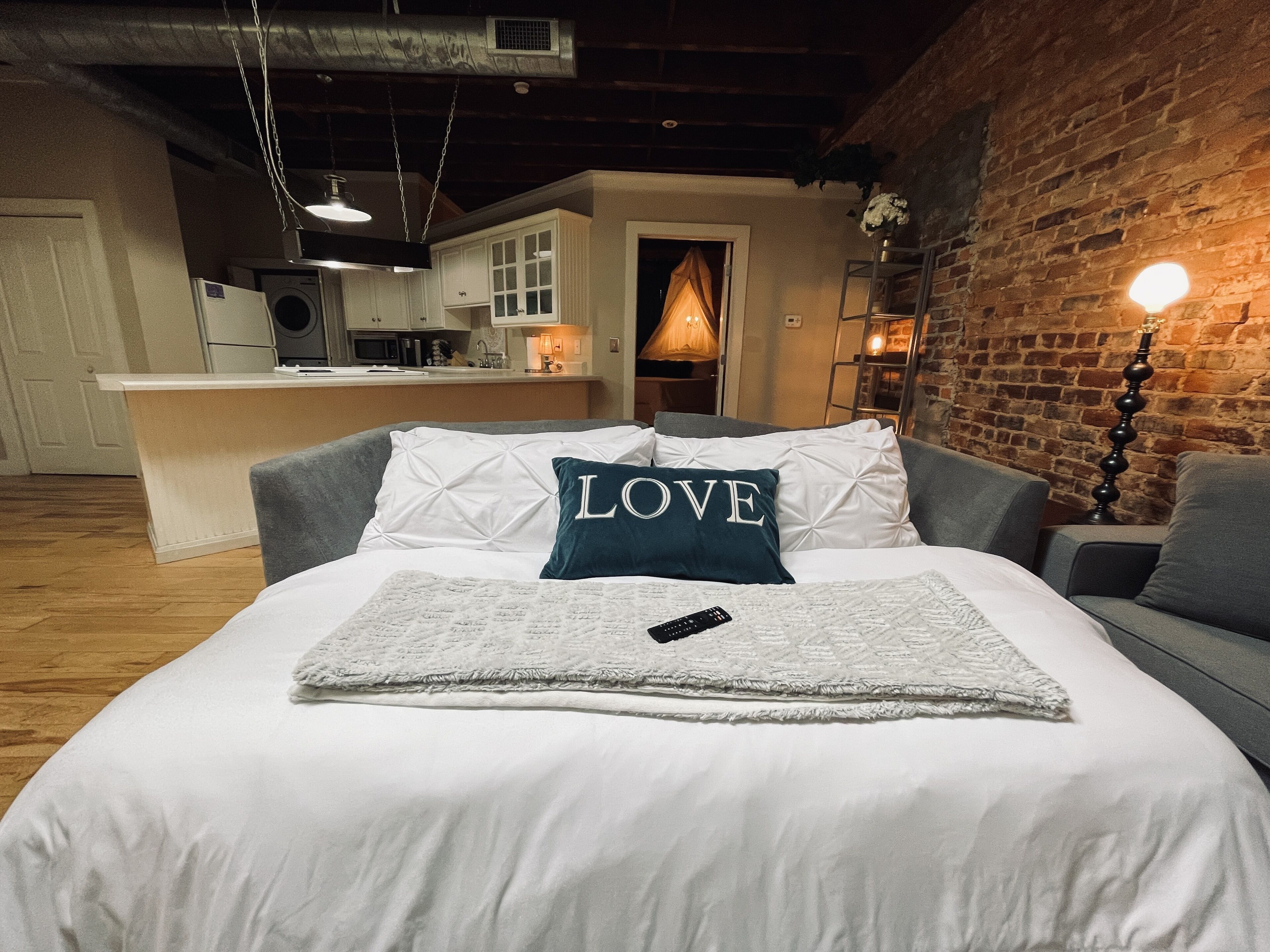 King Suite- The Lofts at Court Square