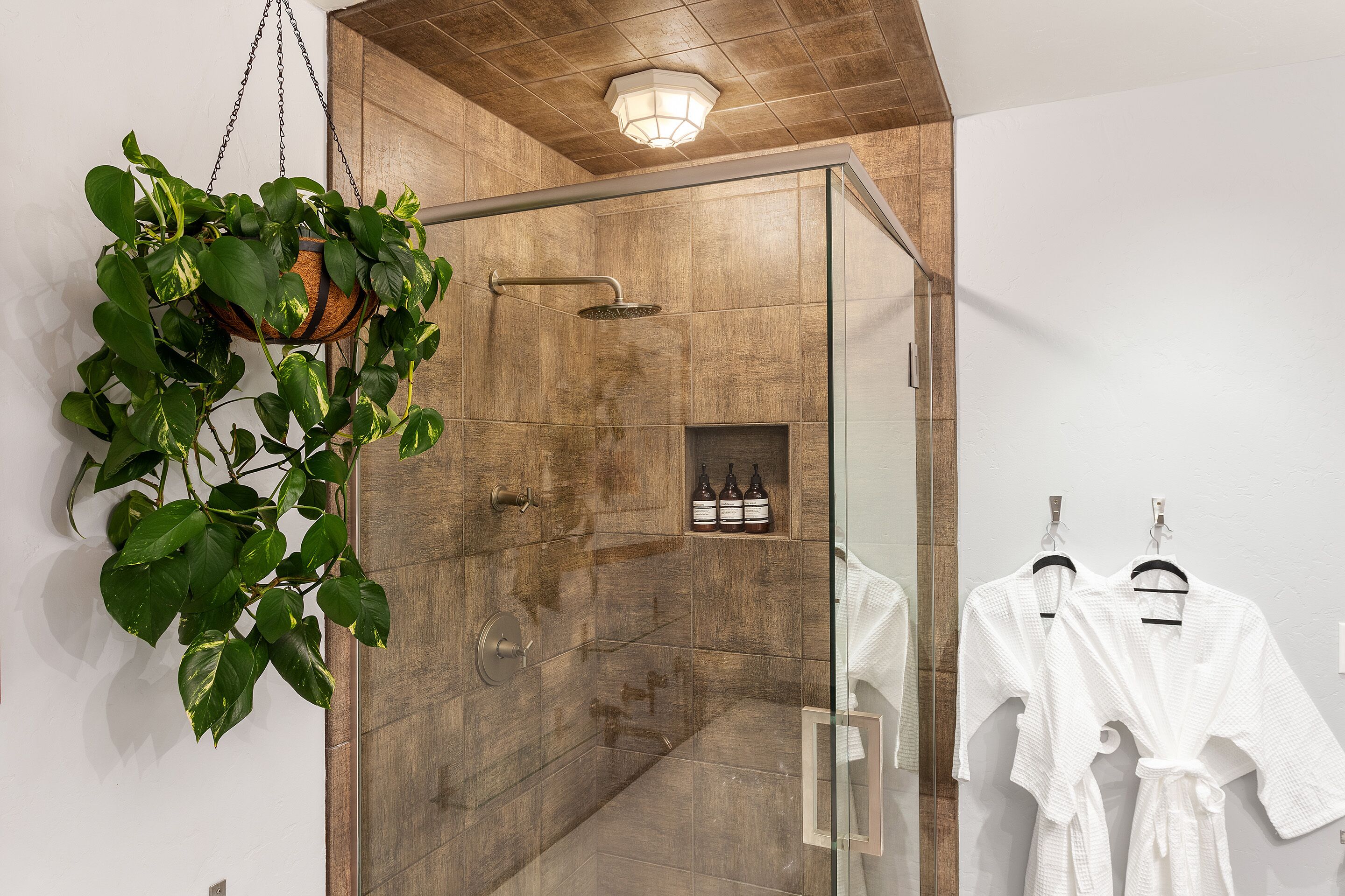 Bathtub, eco-friendly toiletries, hair dryer, towels